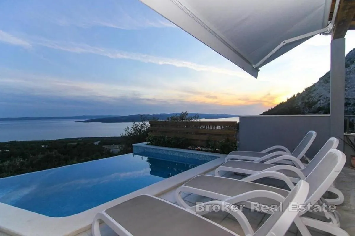 mediteranska kamena kuća s bazenom i pogledom na more - slika 6