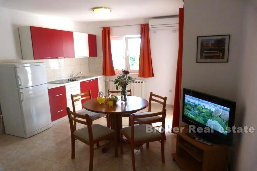 apartmanska kuća s pogledom na more, na prodaju - slika 6