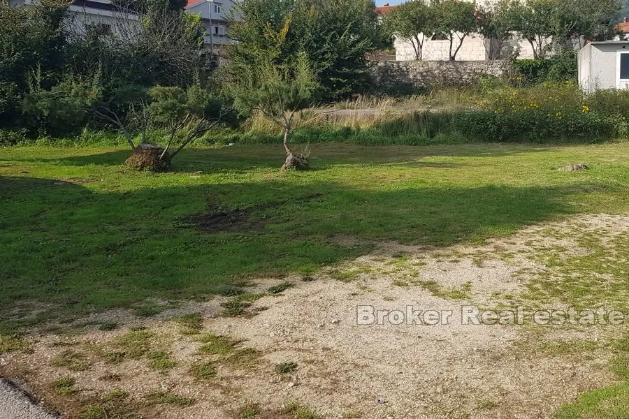 građevinsko zemljište, drugi red od mora - slika 2