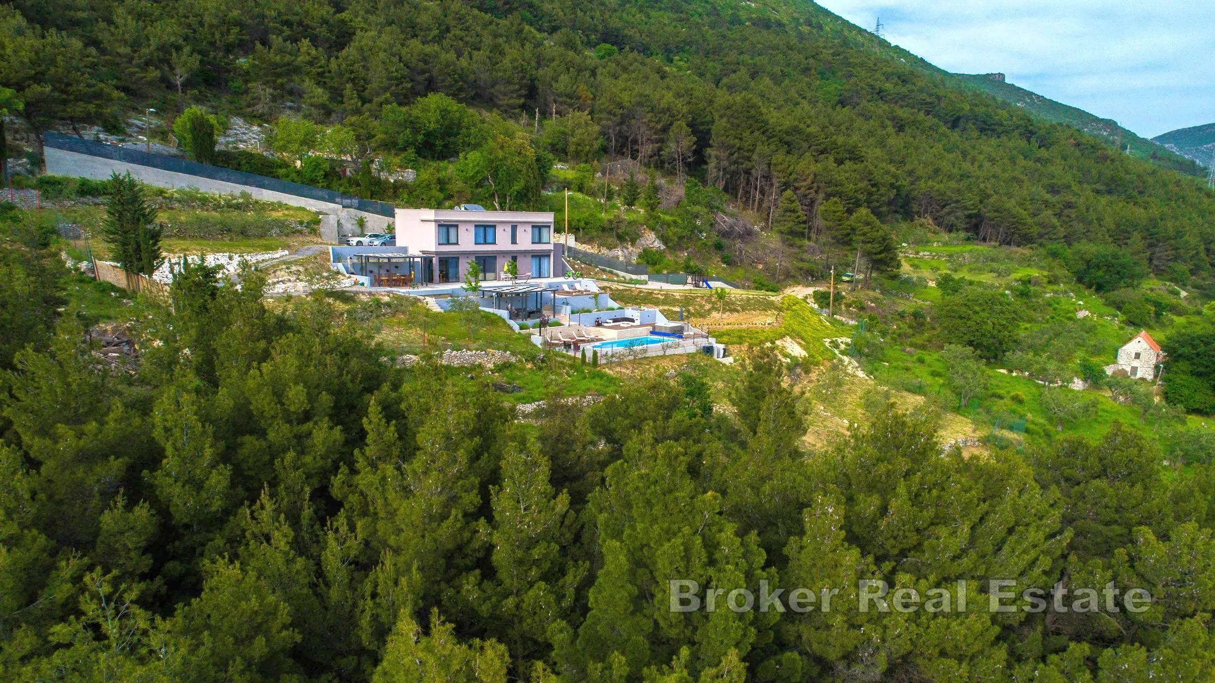 luksuzna vila s panoramskom pogledom na more - slika 19