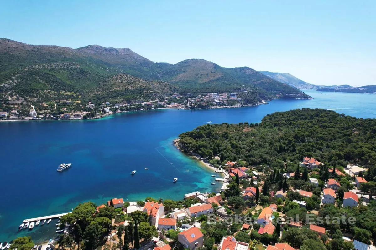 kamena vila s bazenom i pogledom na more - slika 23