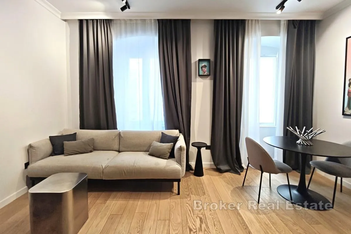 uhodane apartmanske jedinice u centru grada - slika 11