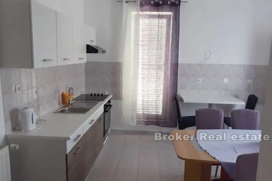 kuća drugi red od mora - slika 6