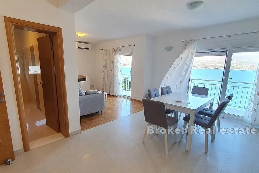 kuća s tri apartmana uz plažu i more - slika 3