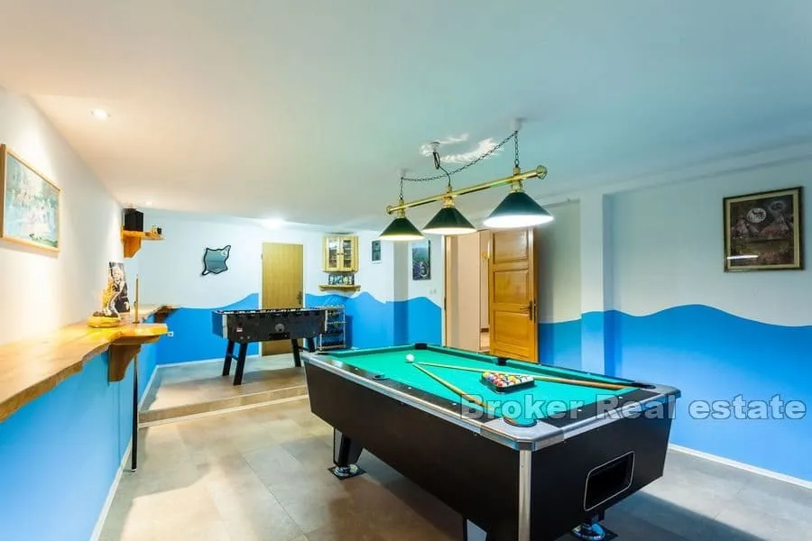 apartmanska kuća prvi red do mora - slika 20