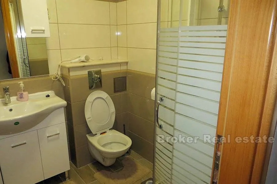 apartmanska kuća, na prodaju - slika 20