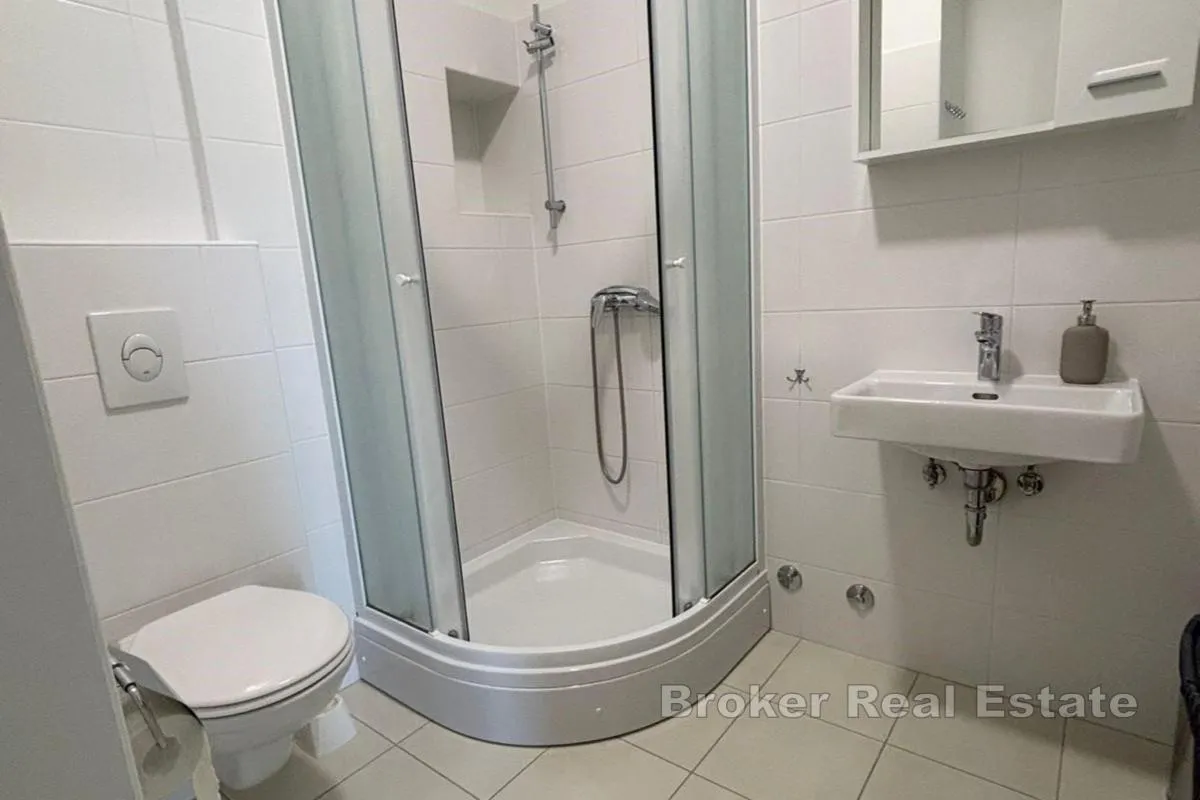 apartmanska kuća prvi red do mora - slika 7