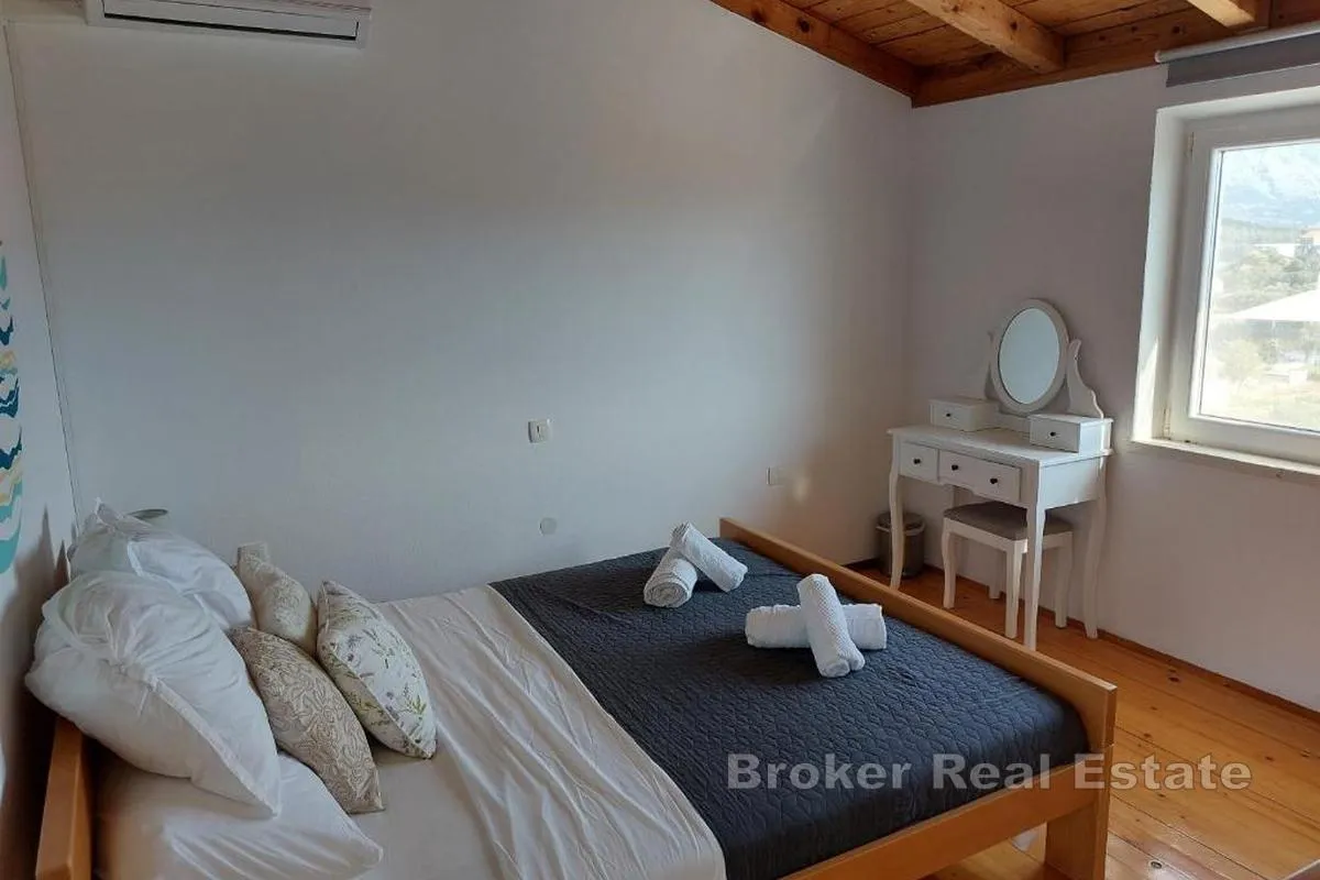 apartmanska kuća s pogledom na more - slika 12