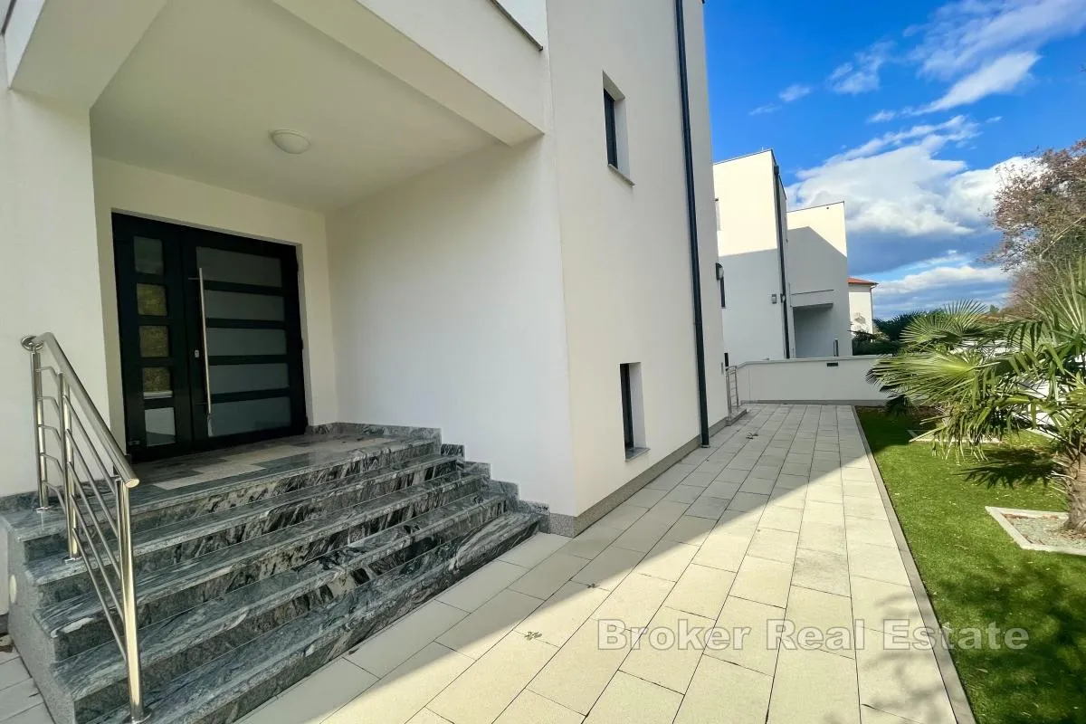 apartman s pogledom na more - slika 14