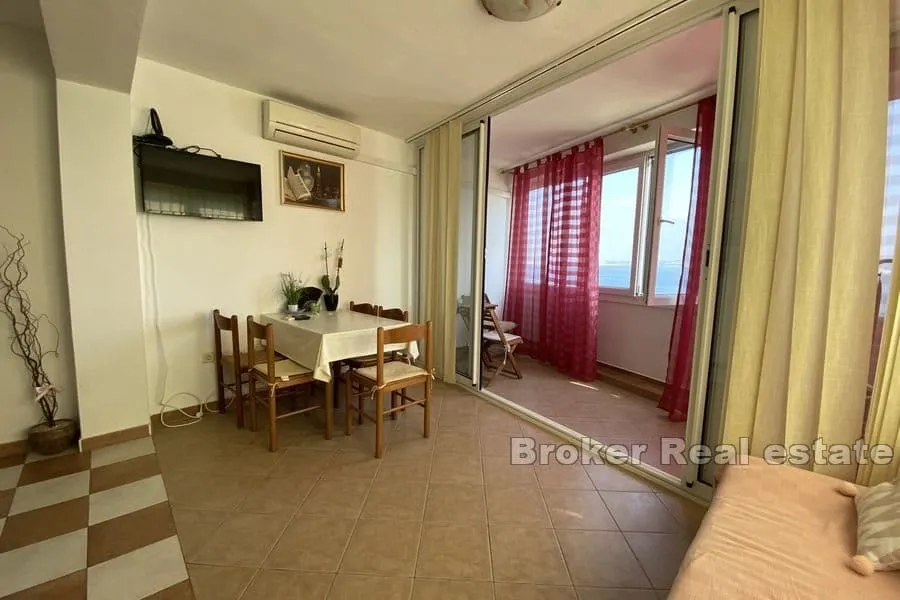 apartmanska kuća prvi red do mora - slika 8