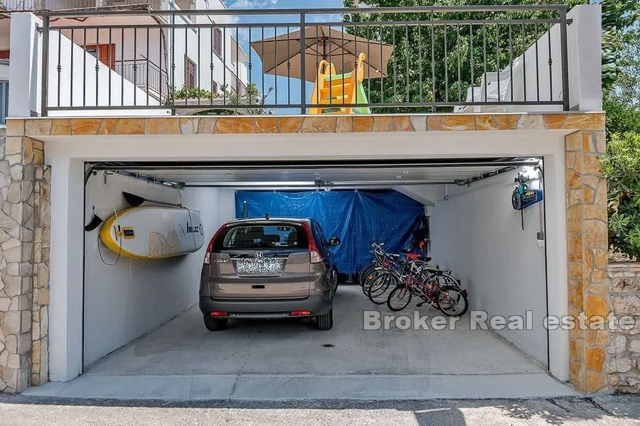 samostojeća kuća s pogledom na more - slika 16