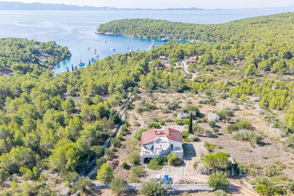 kuća na osami s pogledom na more - slika 2