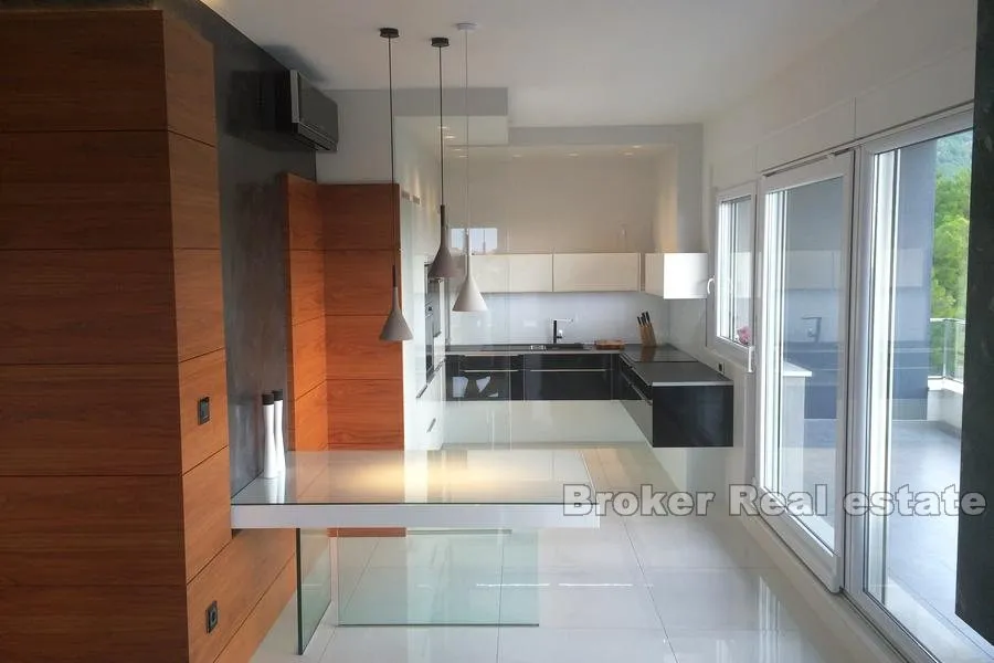 prekrasna apartmanska kuća - slika 6