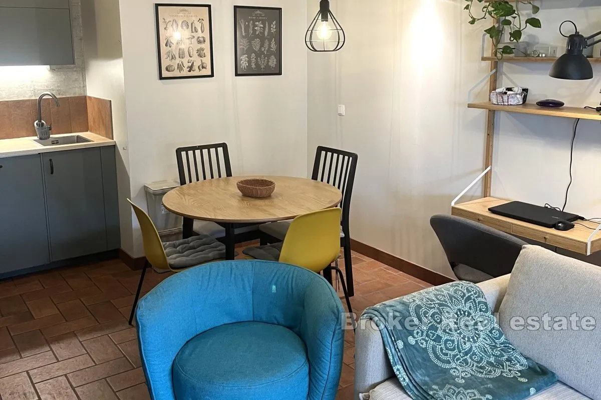 prekrasna apartmanska kuća s pogledom na more - slika 15