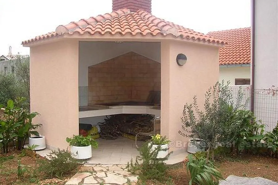 apartmanska kuća, na prodaju - slika 6