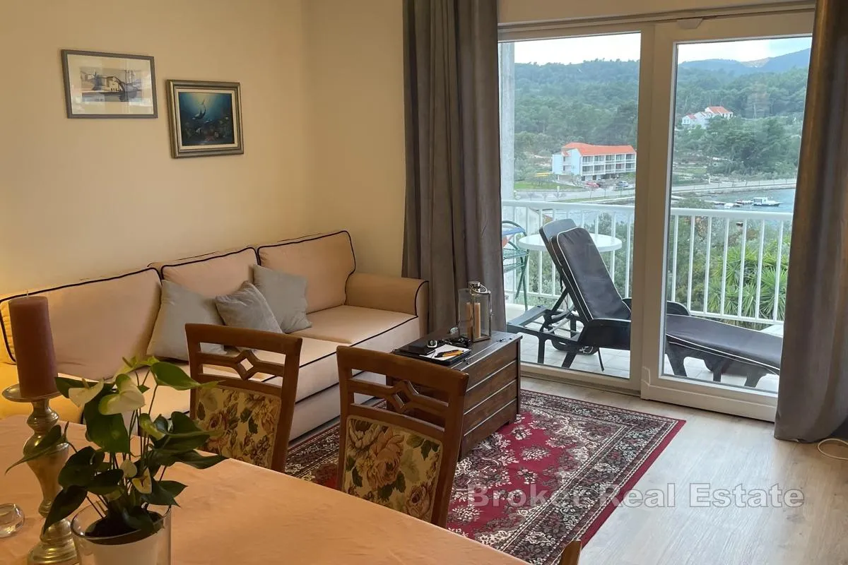 dvoetažni apartman s pogledom na more, na atraktivnoj lokaciji - slika 4