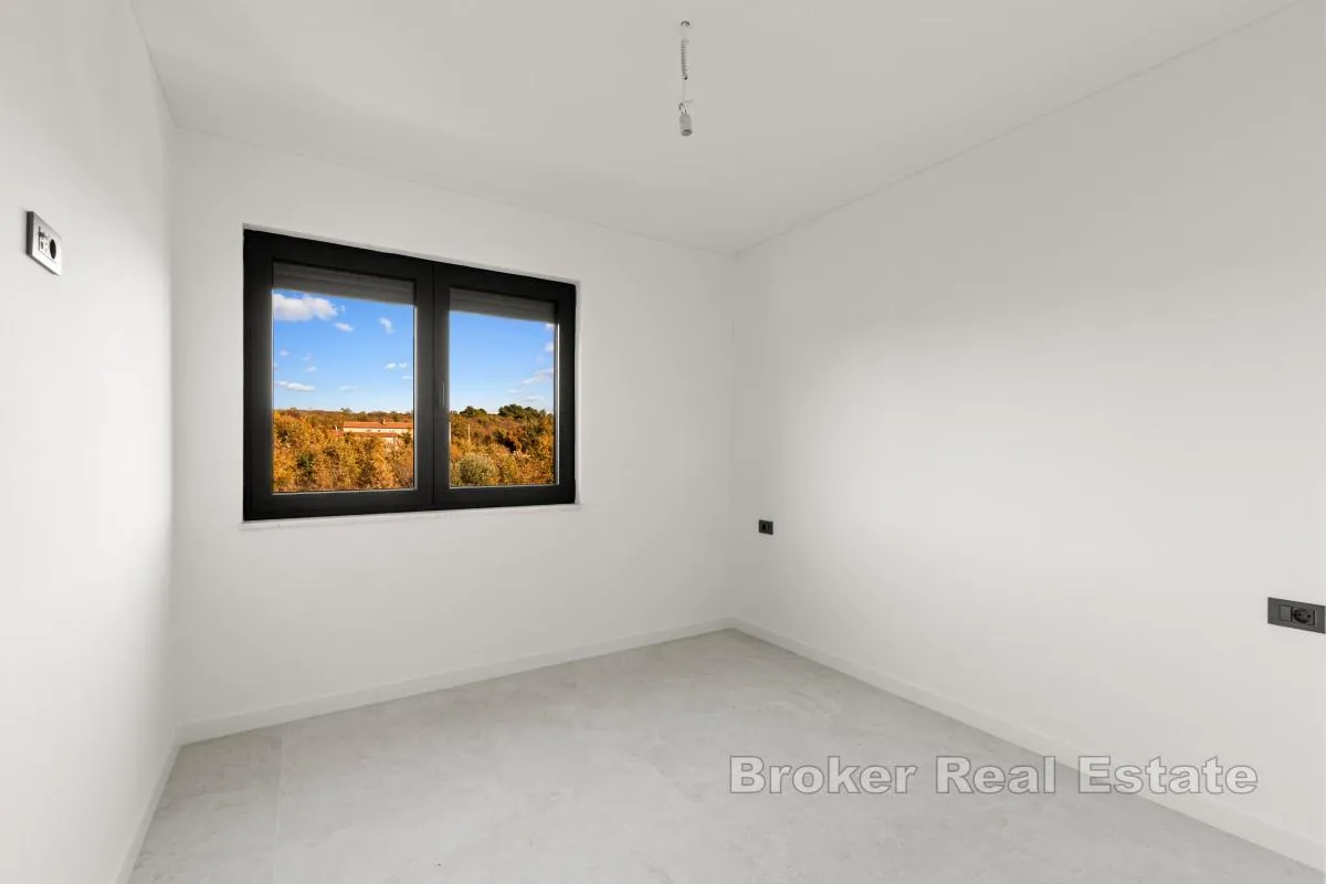 penthouse s panoramskim pogledom i krovnom terasom - slika 5
