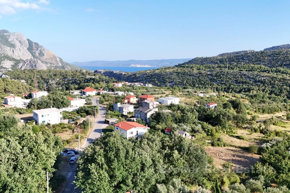 samostojeća novosagrađena kuća na mirnoj lokaciji - slika 10