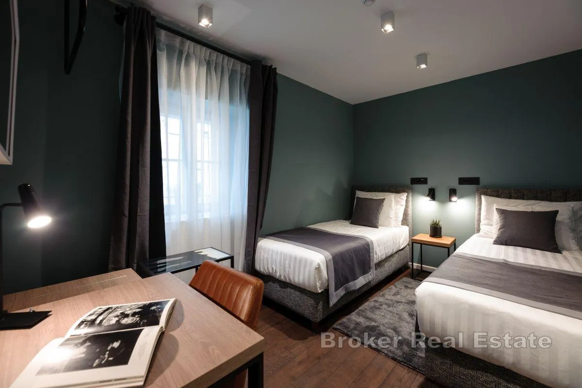 heritage hotel u centru grada - slika 4
