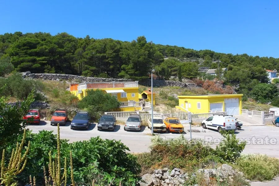 nezavršena kuća blizu mora na otoku kod šibenika - slika 16