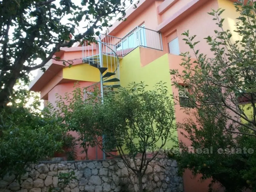 samostojeća kuća na dva kata, na prodaju - slika 4