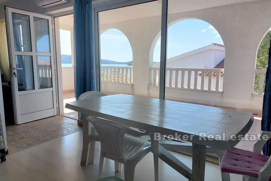 apartmanska kuća s pogledom na more - slika 9