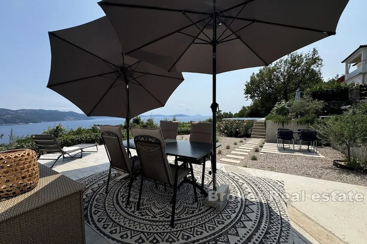 samostojeća kuća s panoramskim pogledom na more - slika 13