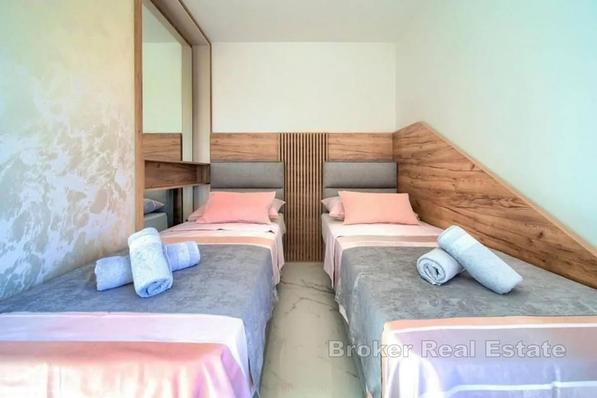 penthouse s dva odvojena stambena dijela - slika 9