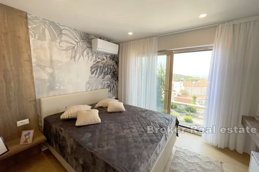 apartmani u novogradnji s pogledom na more - slika 10