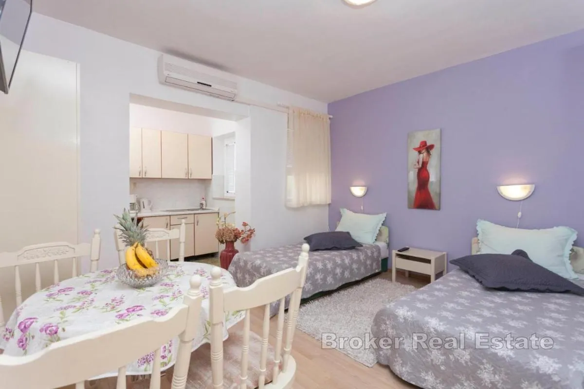 apartmanska kuća s pogledom na more - slika 8