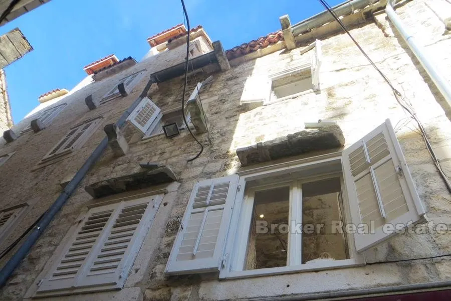 residential and office space, for sale - slika 12
