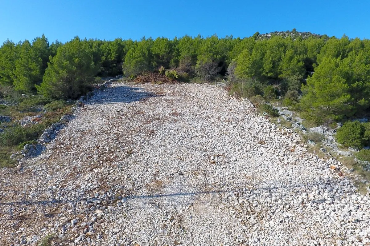 Prostrano zemljište sa panoramskim pogledom na more - Marina
