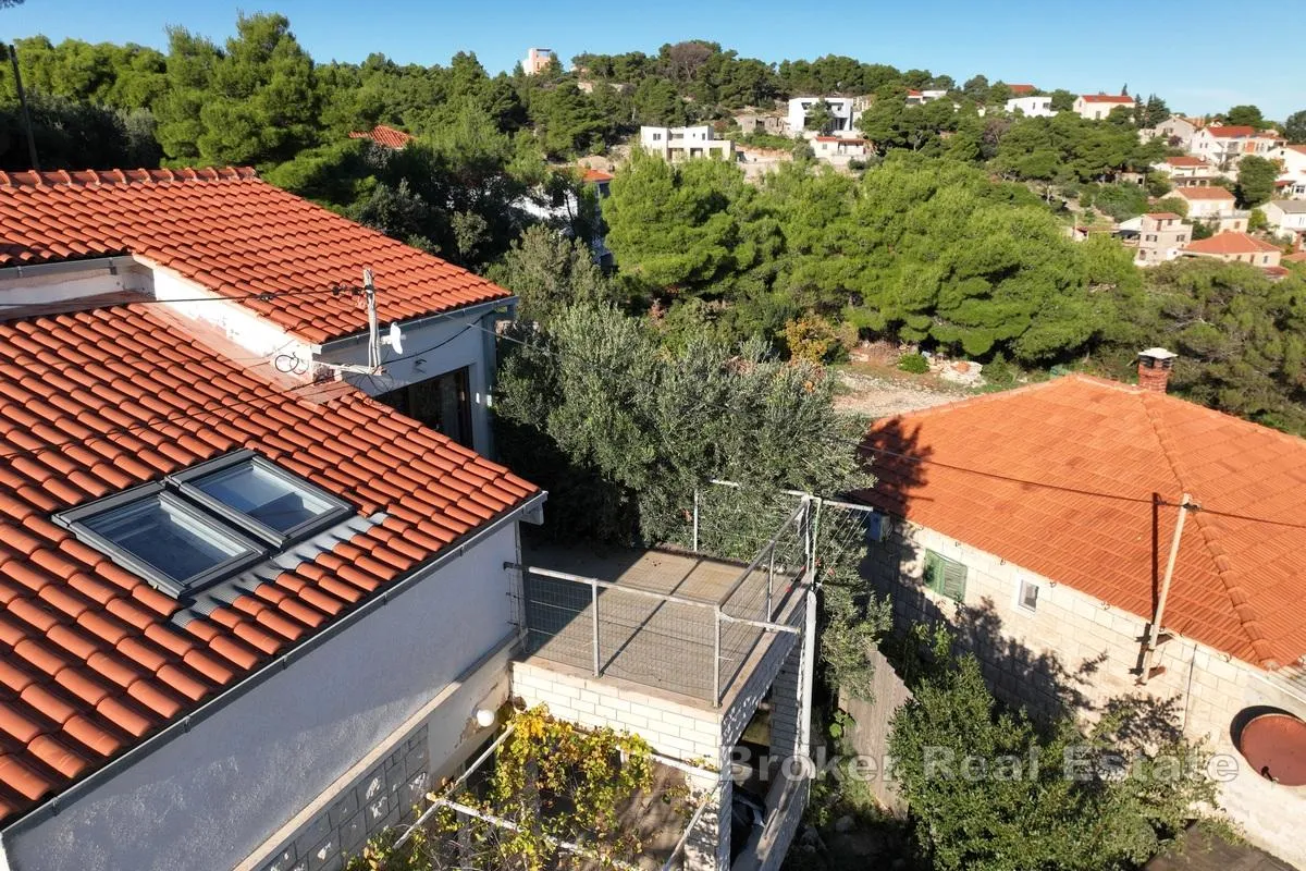 šarmantna kuća s prekrasnim pogledom - slika 6