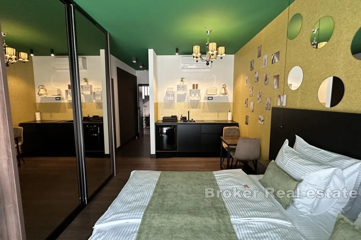 jedinstvena apartmanska vila s pogledom na more - slika 5