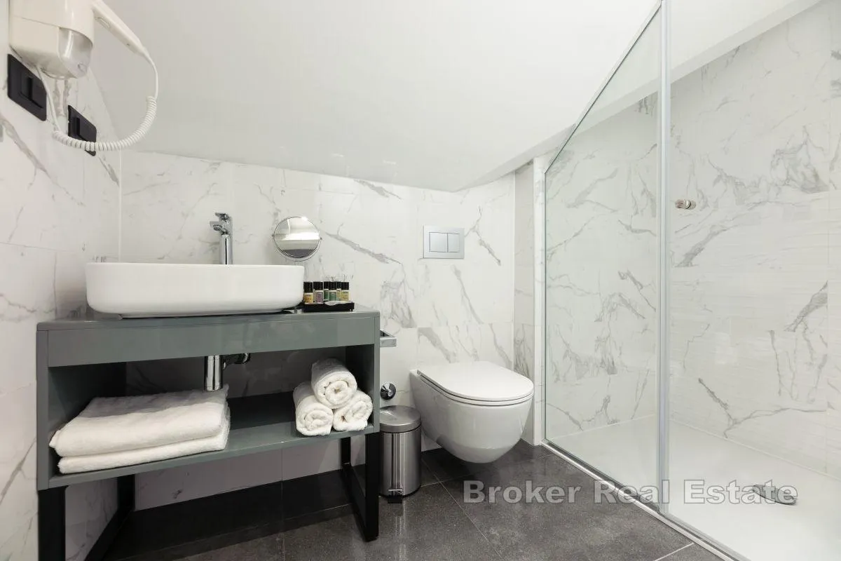 heritage hotel u centru grada - slika 14