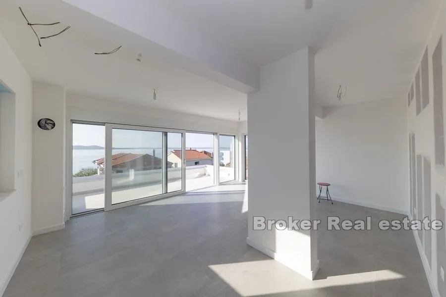 penthouse s otvorenim pogledom na more - slika 2