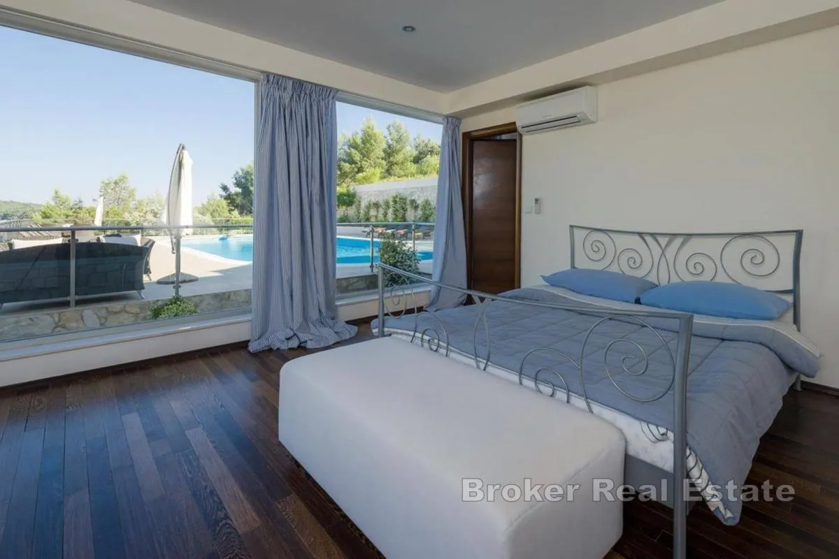ekskluzivna vila uz more na južnoj obali korčule - slika 16