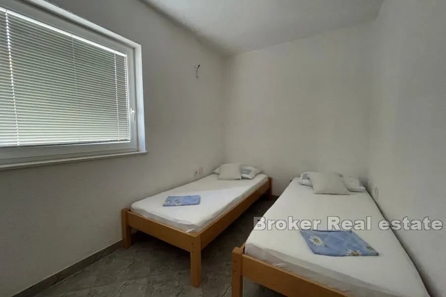apartmanska kuća s pogledom na more - slika 9