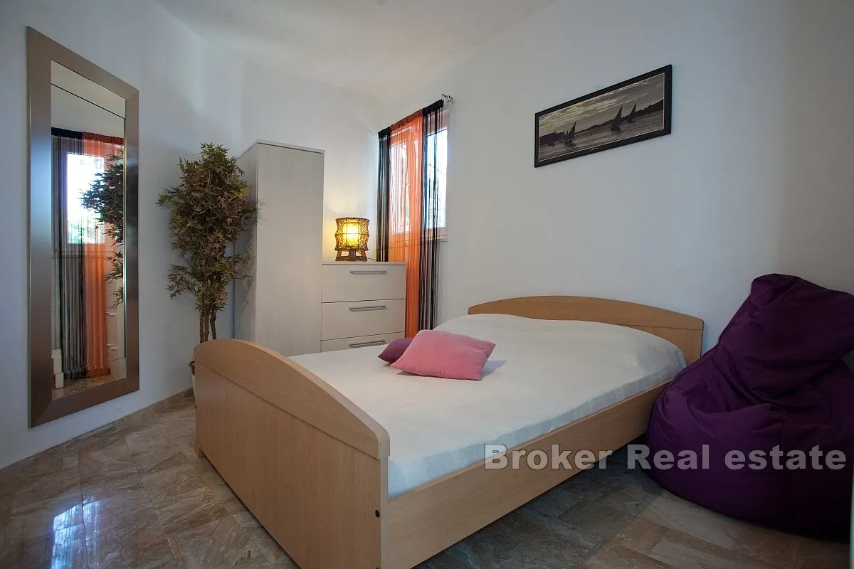 apartmanska kuća drugi red od mora s otvorenim pogledom na more - slika 15