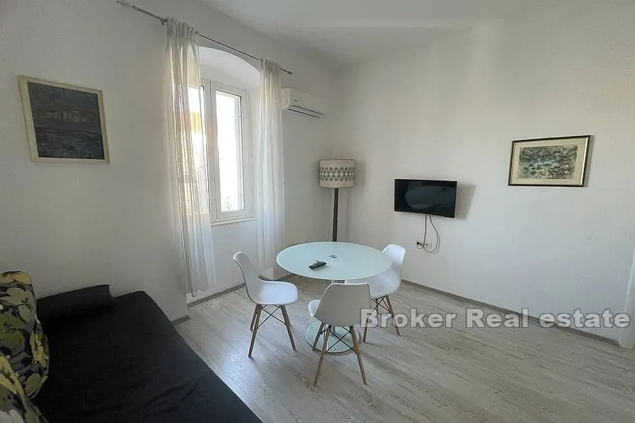 bačvice, komforan dvosoban apartman - slika 7