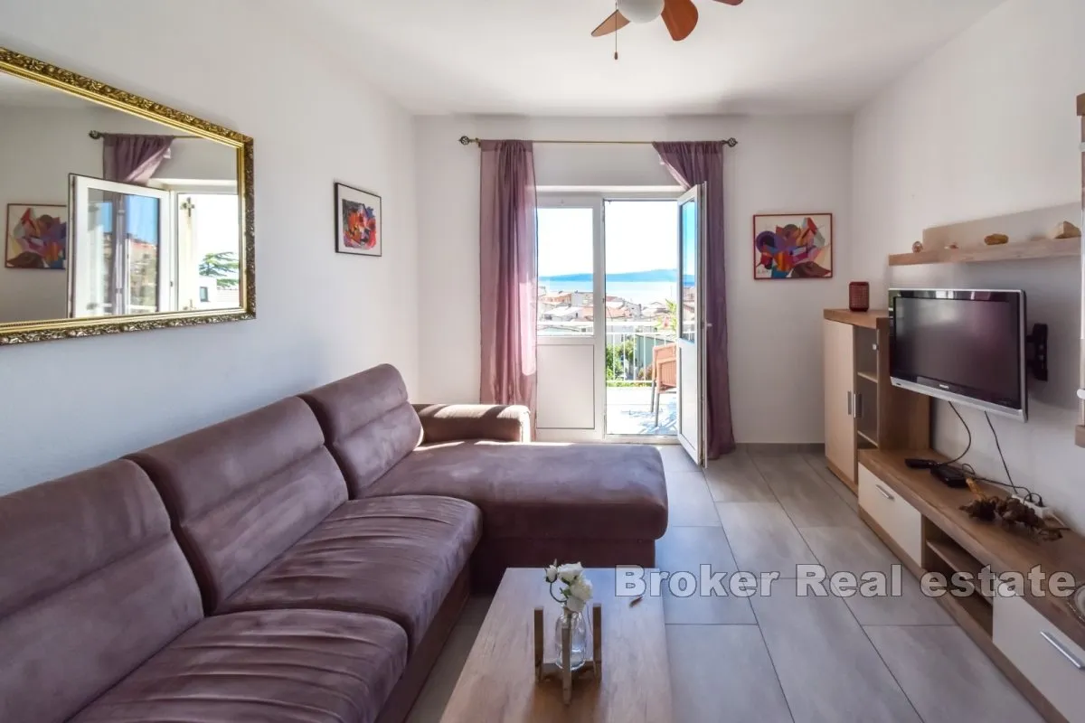 poslovno apartmanska kuca sa prekrasnim pogledom i blizinom mora - slika 9