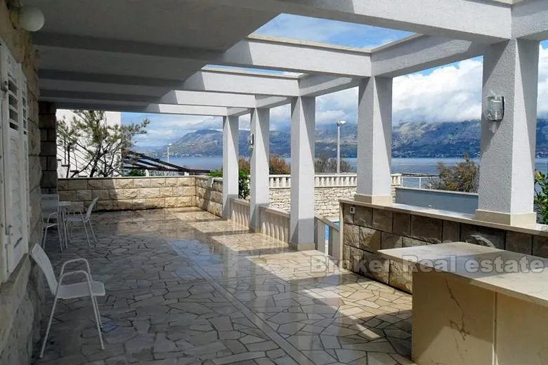 prekrasna vila s otvorenim pogledom na more - slika 7