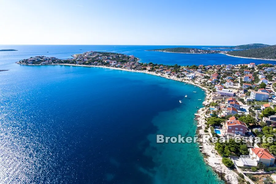 apartmanska kuća s pogledom na more, na prodaju - slika 14