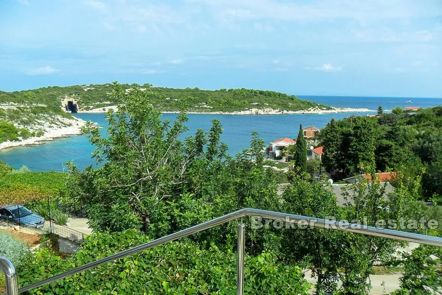 samostojeća kuća s predivnim pogledom na uvalu, na prodaju - slika 8
