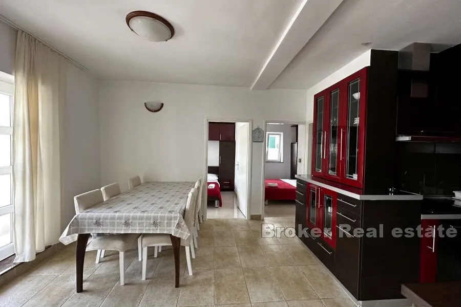 kuća blizu mora - slika 4