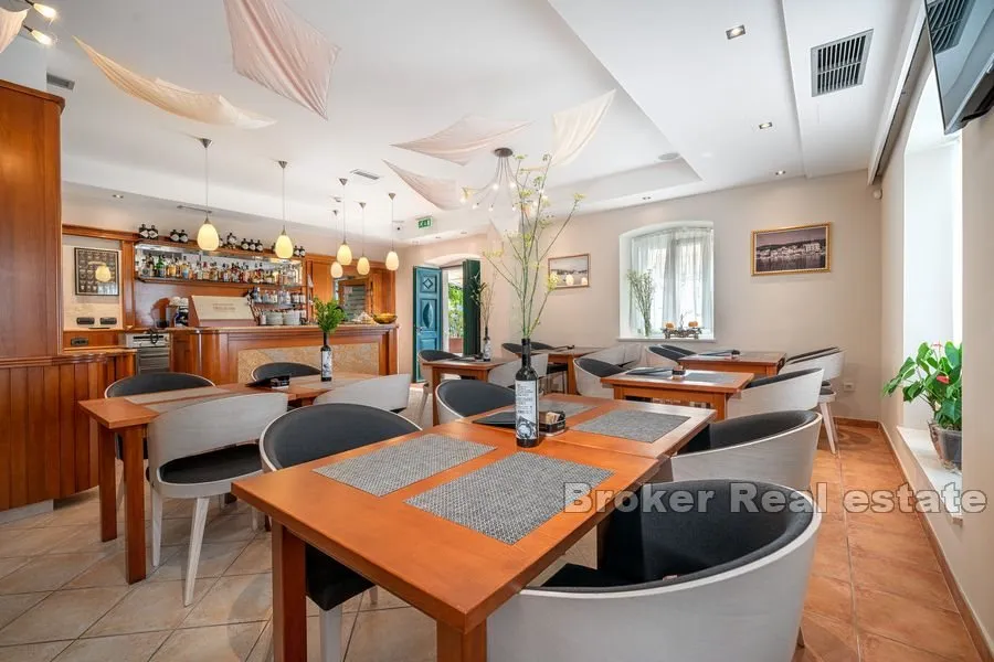 hotel u prvom redu do mora - slika 2