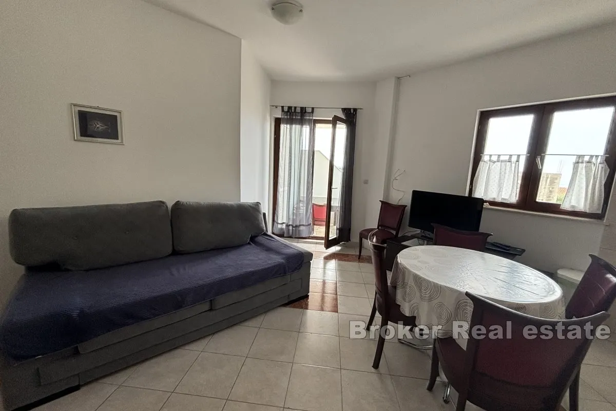 trosoban apartman s pogledom na more - slika 10