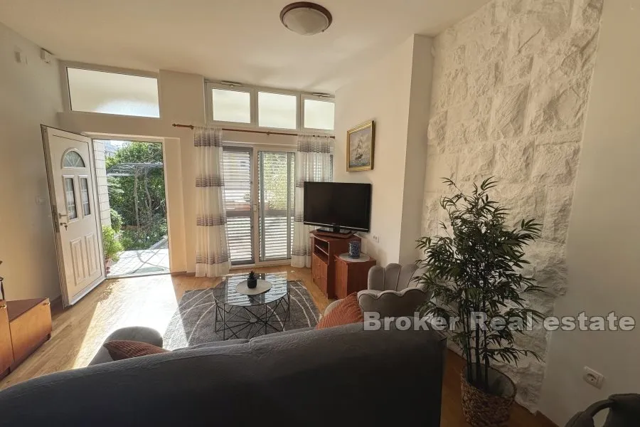 meje - dvosoban apartman u prizemlju privatne kuće - slika 2