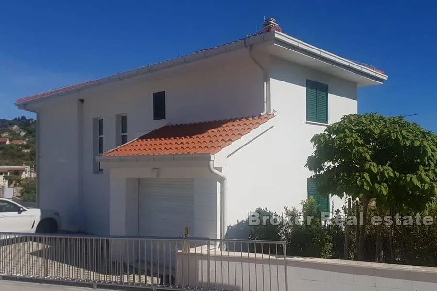 vila u prvom redu do mora - slika 14