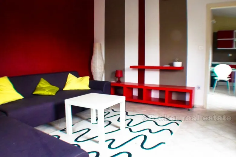 renovirana samostojeća kuća, 50 metara od mora - slika 20